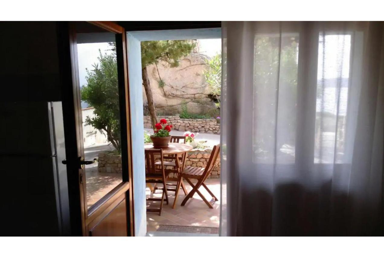 Vila Bilocale A Pochi Metri Dal Mare La Maddalena  Exteriér fotografie