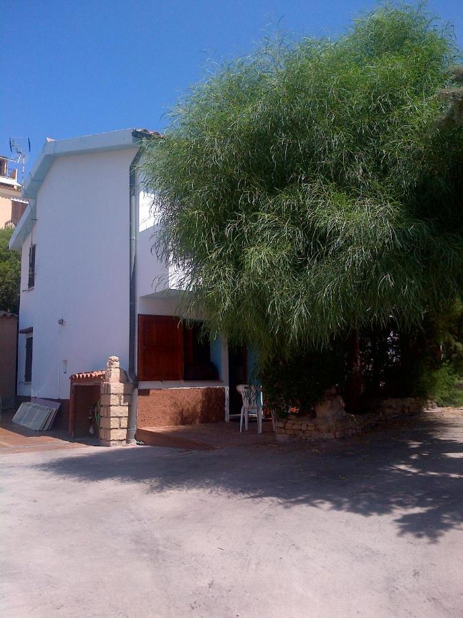 Vila Bilocale A Pochi Metri Dal Mare La Maddalena  Exteriér fotografie